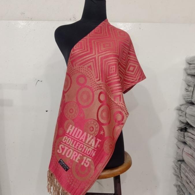 Pashmina Chasmere Syal Wajik Polkadot// Shawl// Syal// Pashmina Import