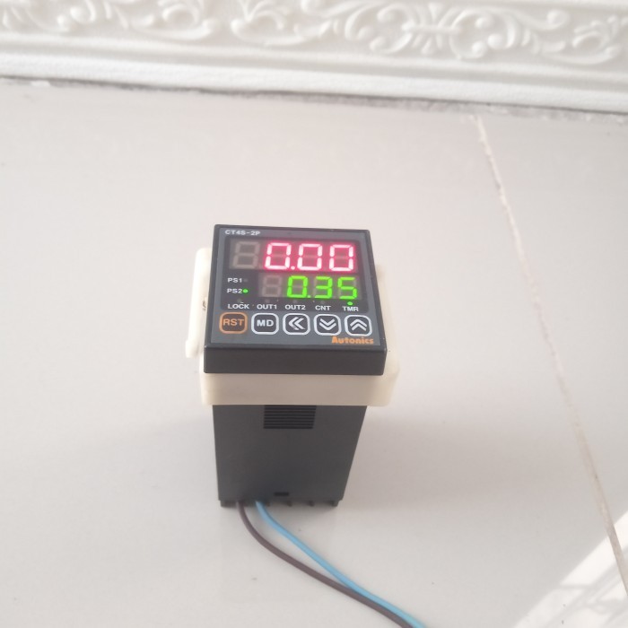 COUNTER/TIMER CT4S-2P4
