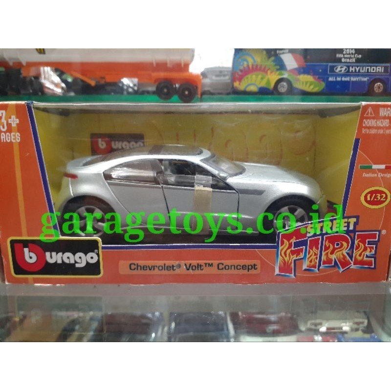 Bburago 1:32 Diecast Chevrolet Voltz