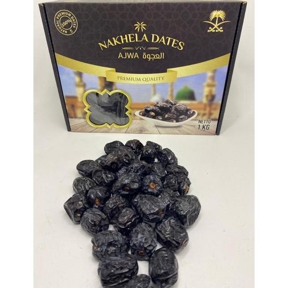 

Promo Lagiii!! Kurma Ajwa Premium 1Kg / Kurma Nabi Madinah Nakhela Dates