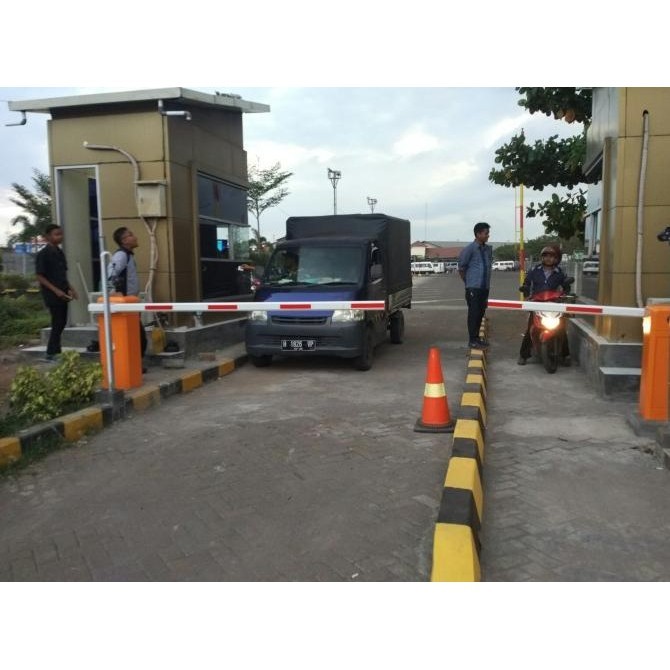 Paket Palang Parkir/Barrier Gate Mx-50/ Pemasangan Palang Parkir