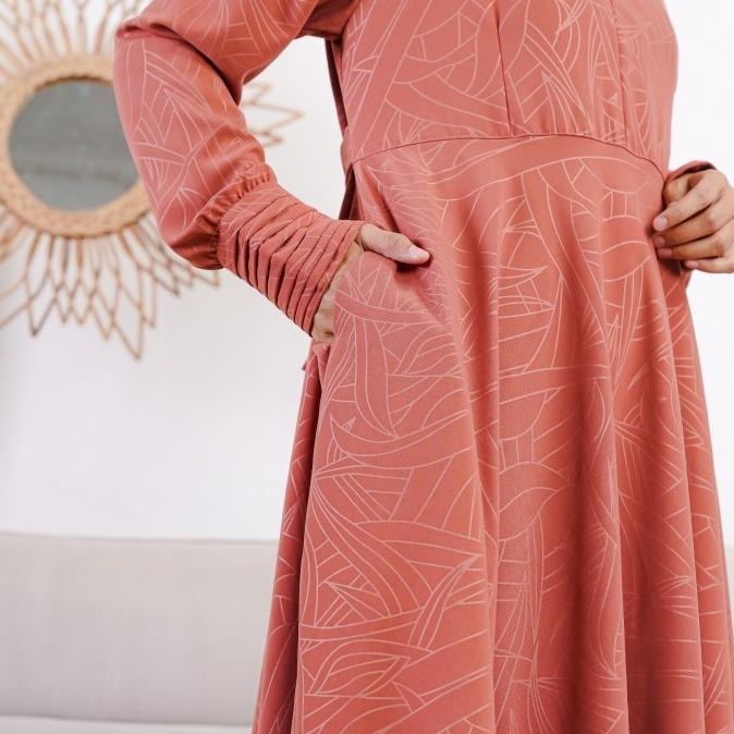 Gamis Syari Embos Yoris Caltri