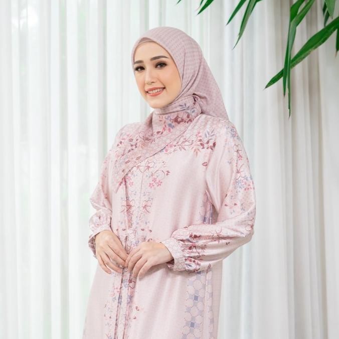 Baneska X Adelia Pasha - Sarimbit Collection Gamis LanitaSeries