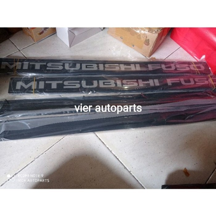 Ready Emblem Grill Depan Mitsubishi Fuso Ps 220