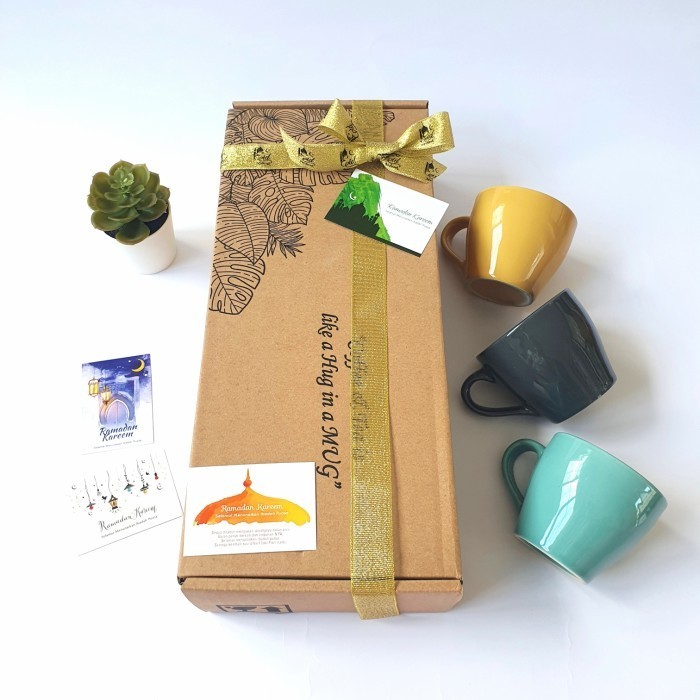 

Limited! Hampers Parcel Lebaran/ Idul Fitri/ Ramadhan Kareem Tea Set Keramik - Turkish blue New