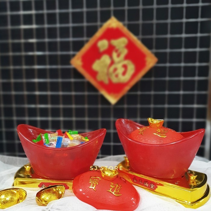 

Hiasan Meja Imlek Hampers