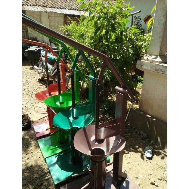 omahijoofficial Alat Pres Baglog Jamur Manual  Jual Peralatan Perjamuran 