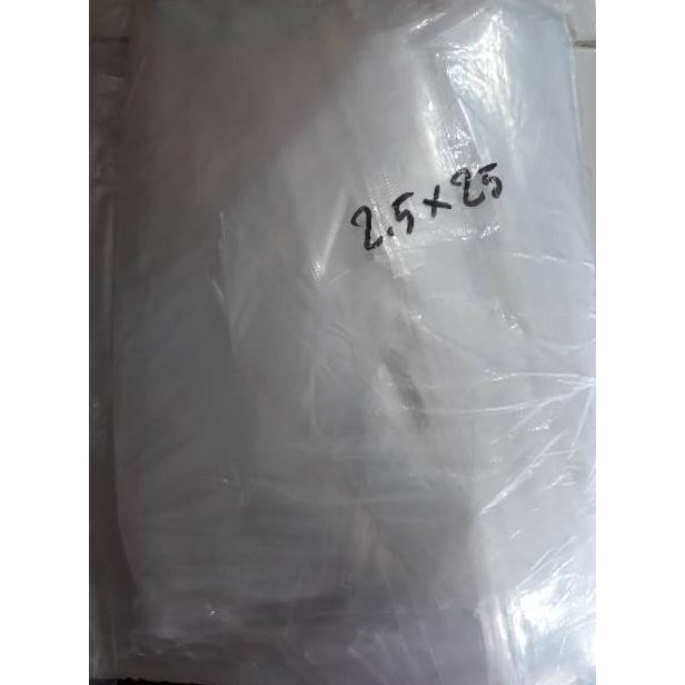 

Big Sale Plastik Es 2,5 X 25 ( Qty 1 Kg ) Promo