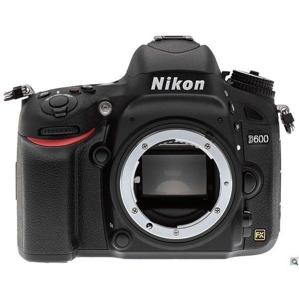 Kamera Nikon D600 Body Only