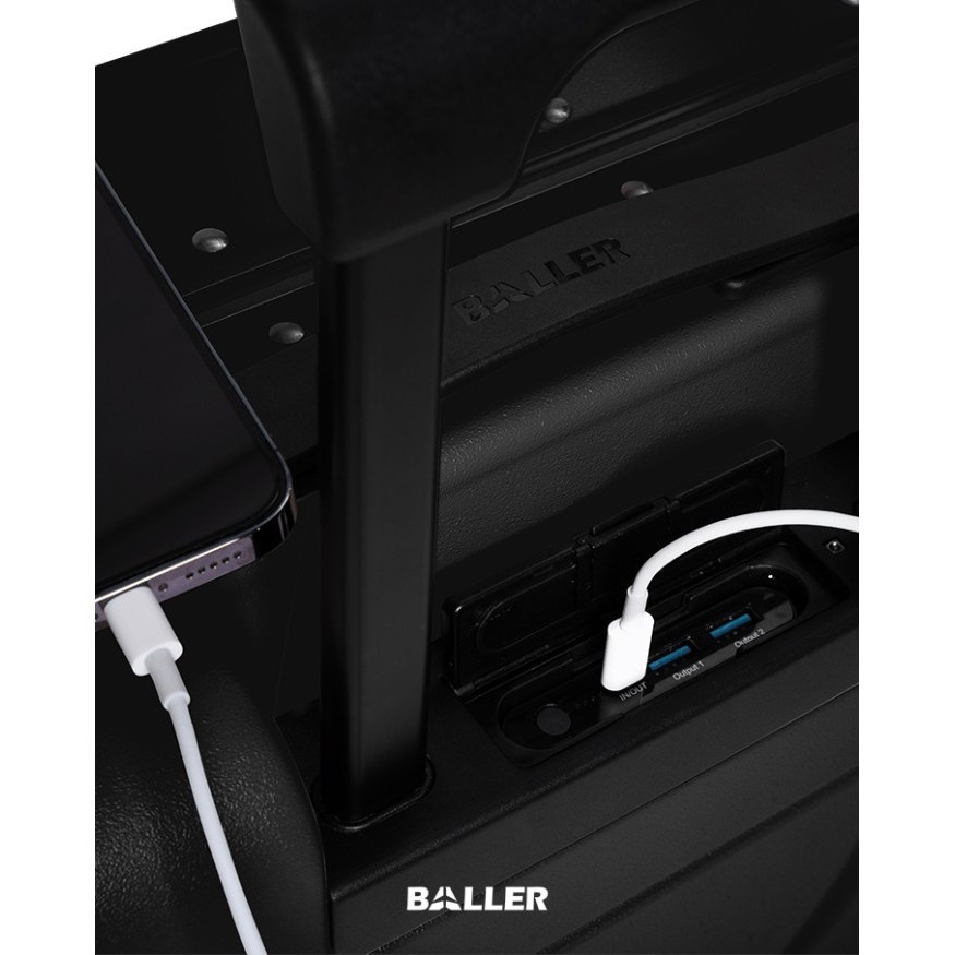 Koper Baller Polycarbonate Carry On 20 Inch - Black