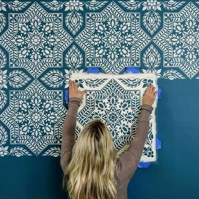 

Stencil Cetakan Cat Dinding Motif Alhambra Ukuran 30 X 30 Bahan Tebal