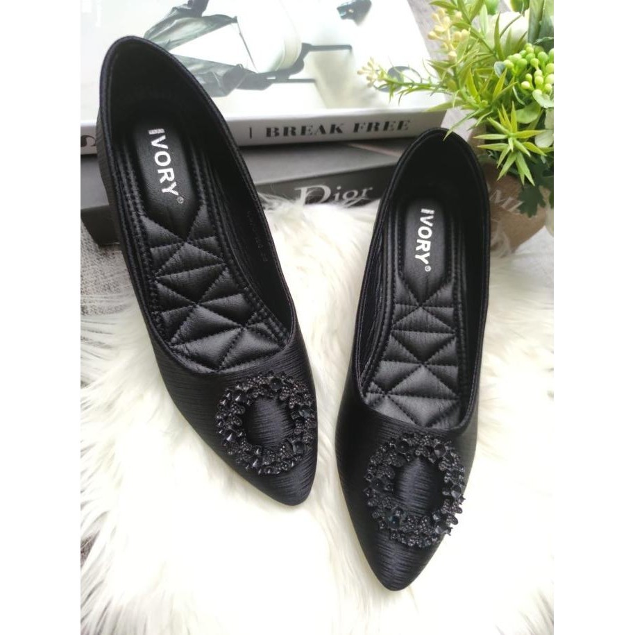 Ivory Sepatu Wedges Wanita Import W970-186 Hitam