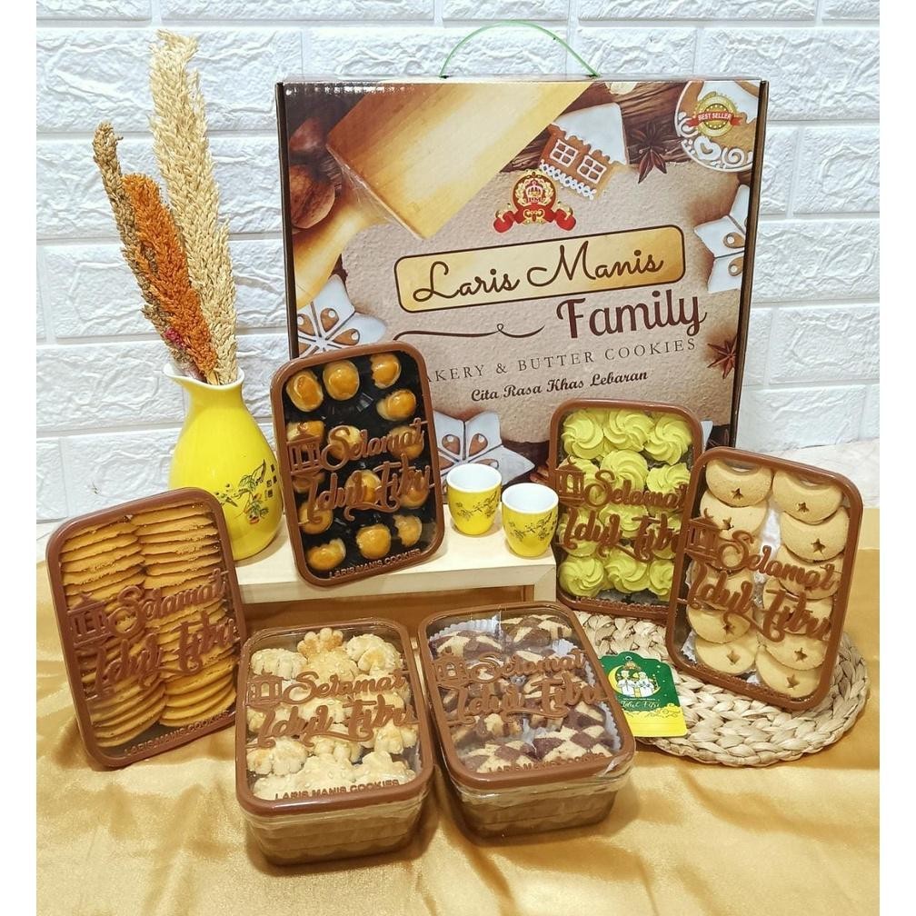 

CR - Paket Kue Hampers Lebaran FAMILY COOKIES by Laris Manis TERLARIS