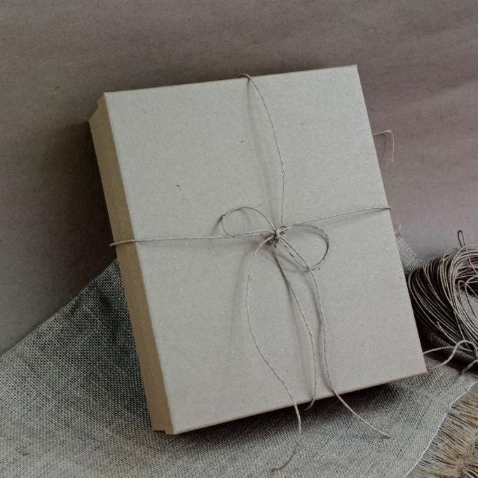 

HARDBOX Recycle Papercraft - KOTAK HAMPERS Ukuran 30 cm x 25 cm x 10cm