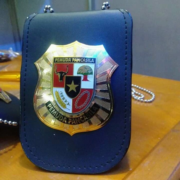 

BARANG TERLARIS Kalung lencana / name tag id card Pemuda Pancasila