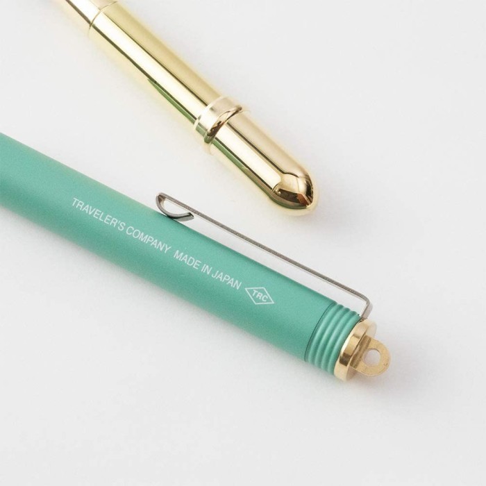 

Midori Traveler's Notebook Fountain Pen - Brass Limited Factory Green