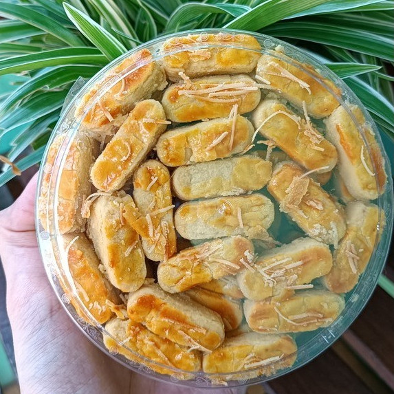 

Kue kering Lebaran Kastengel 500gr Home made fresh, Ready Stock Jogja