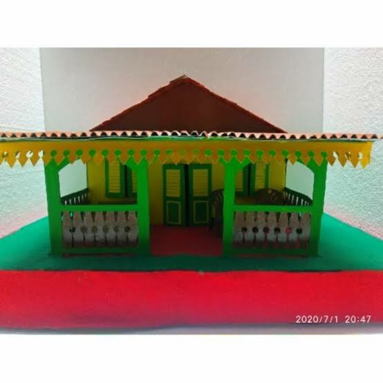 Niatur Rumah Adat Betawi. Prakarya Rumah Adat Kardus
