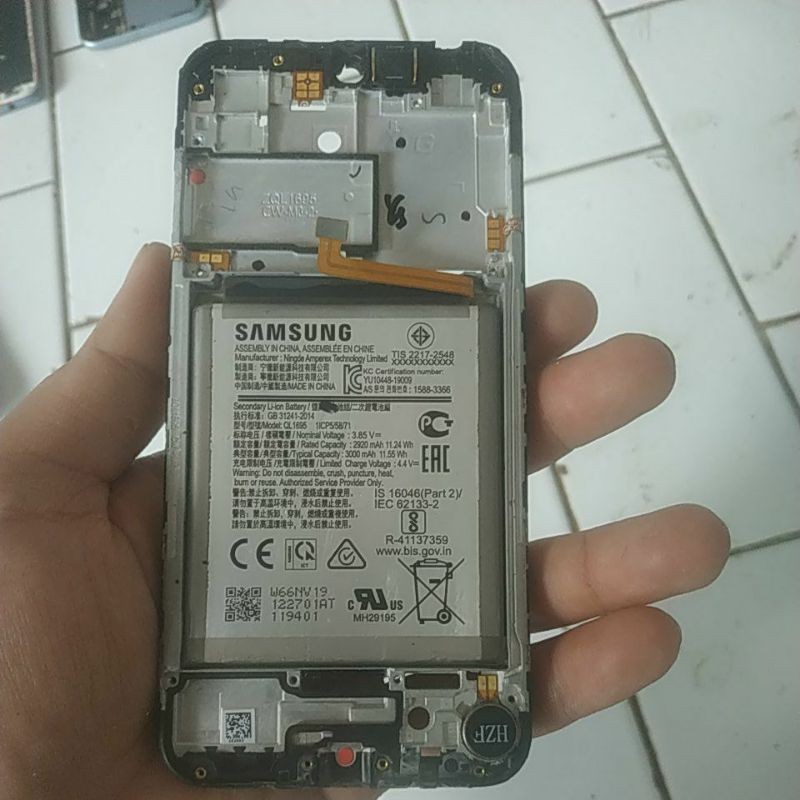 Frame bekas Samsung a01 poni