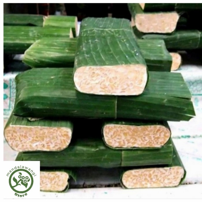 

TEMPE KEDELAI MURNI DAUN PISANG