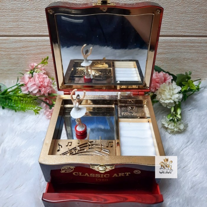 Kotak Musik Vintage Love Ballerina Classic Music Box