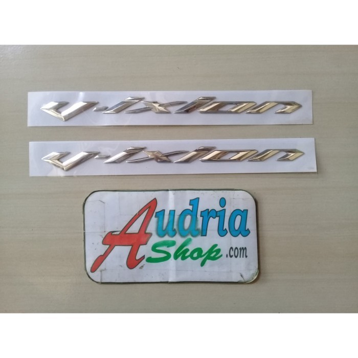 PALING BARU STICKER MOTOR EMBLEM TIMBUL ORI VIXION 1 PASANG