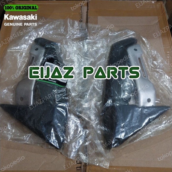 COVER RADIATOR KAWASAKI PULSAR 200NS BAJAJ ORIGINAL KAWASAKI