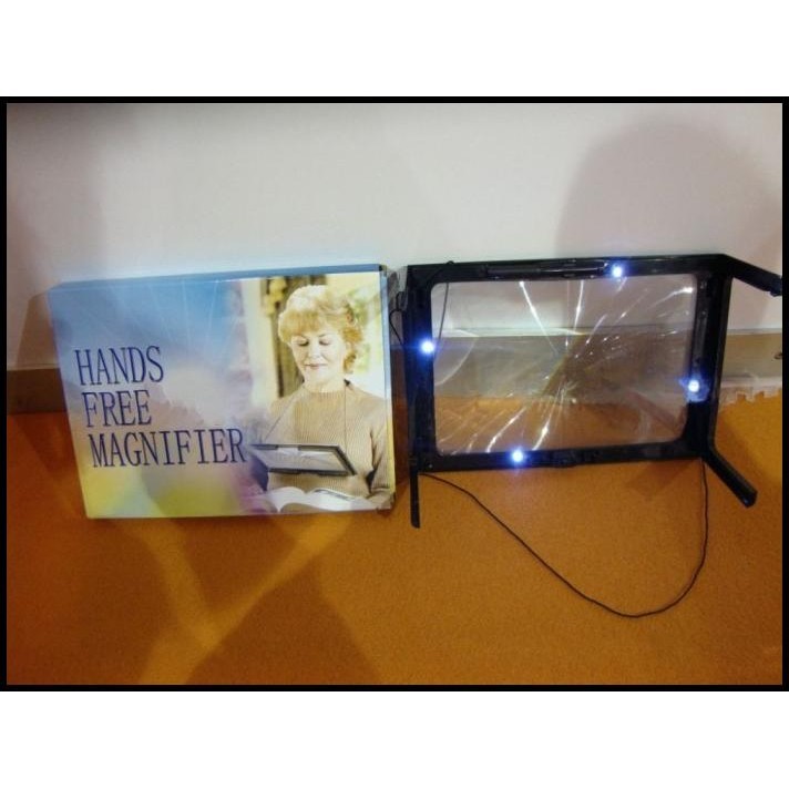 

TERBARU KACA PEMBESAR BENTUK MEJA LED AB71 / MAGNIFIER UNTUK REPARASI BACA !!!!!!