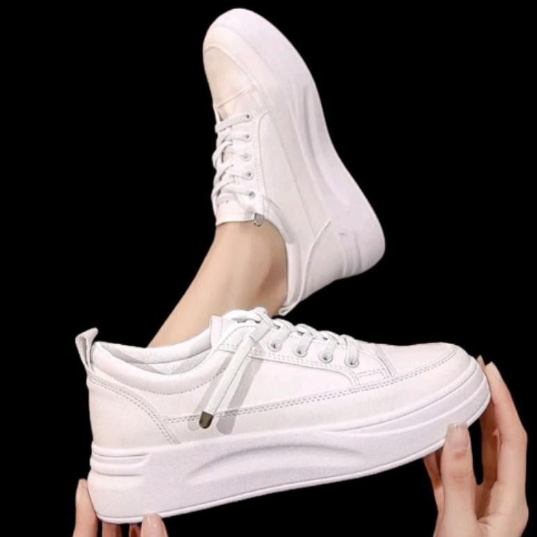 Skena Sepatu Sekolah Wanita Hitam Polos Sepatu Sneaker Wanita Import Korean Fashion