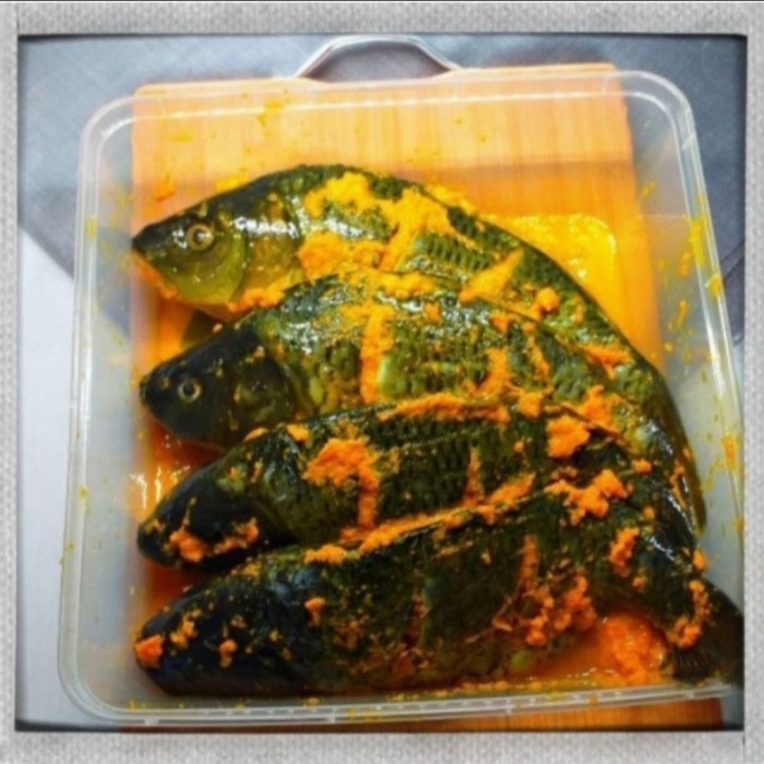 

Ready Ikan Mas Bumbu Kuning 1Kg