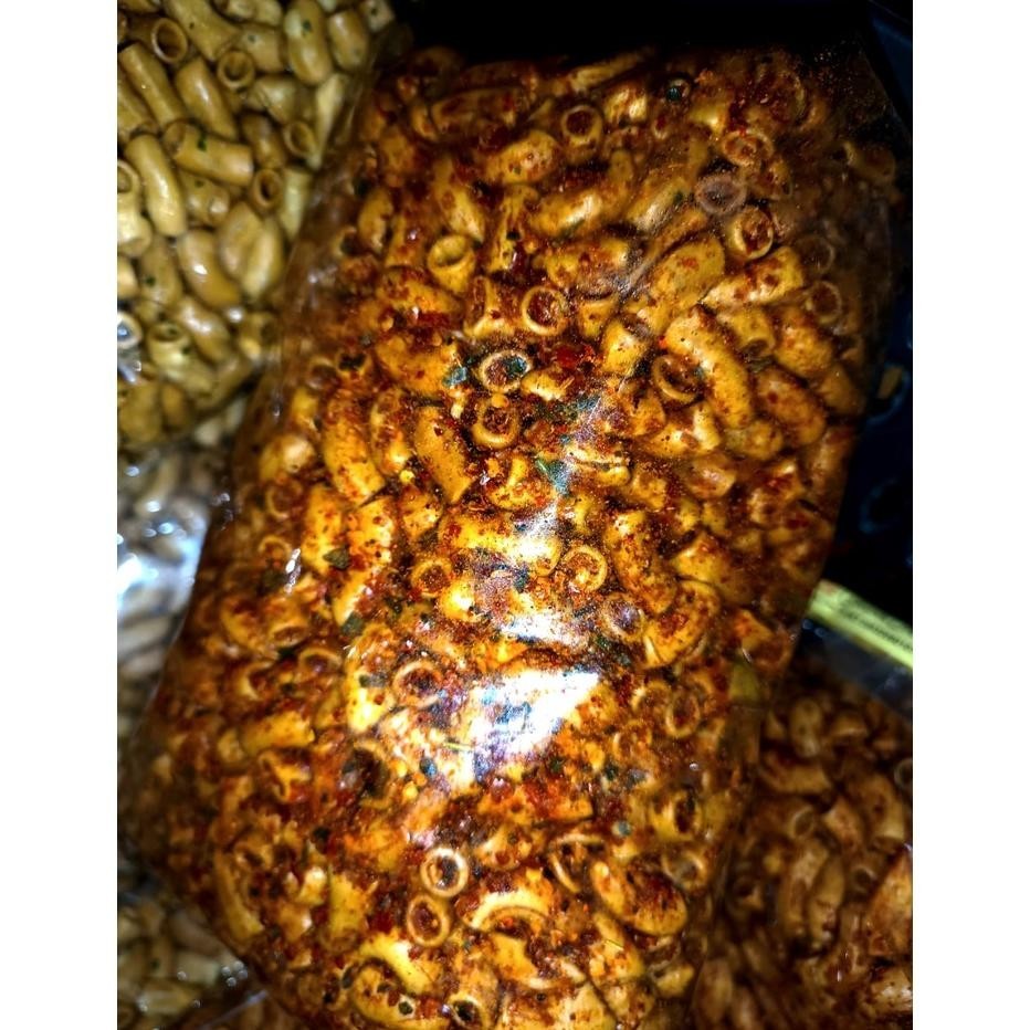 

Makaroni Bantet Pedas Daun Jeruk 1Kg 6 Rasa | Mister Bantet Snackpro