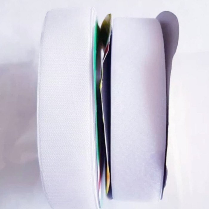 

Terbaru Perekat Nilon Tape Velcro Lebar 5Cm/ 2" Harga Per Set Roll Isi 18 Mtr Promo Terlaris