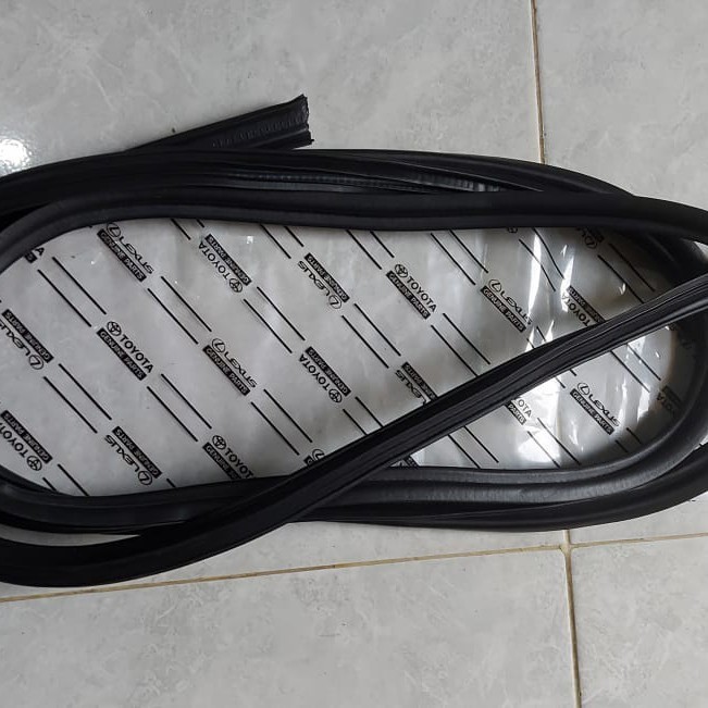 Karet Bagasi / Peredam Pintu Bagasi All New Avanza-Xenia