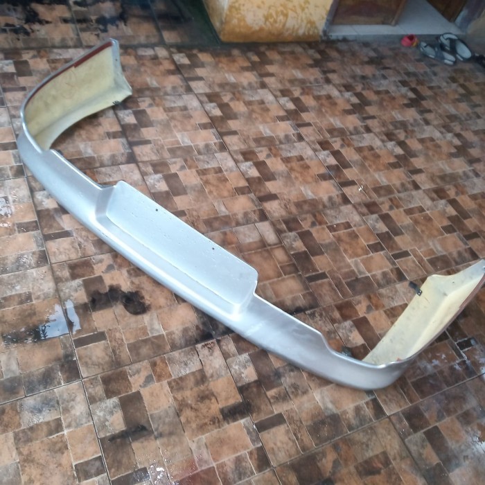 BODY KIT BELAKANG NISSAN GRAND LIVINA