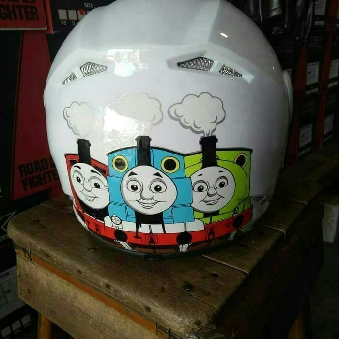 HELM ANAK GM THOMAS PUTIH