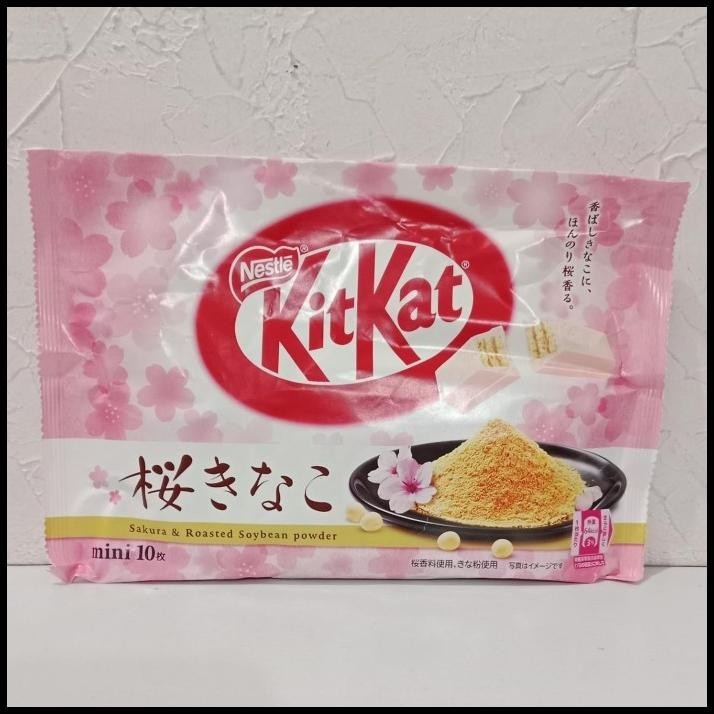 

Kit Kat Sakura