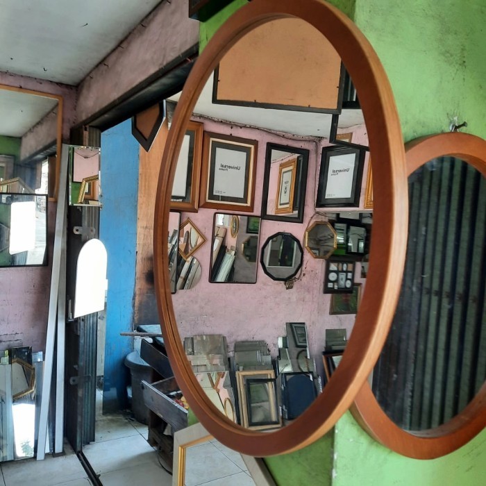 Ready Cermin Dinding bulat Diameter 60