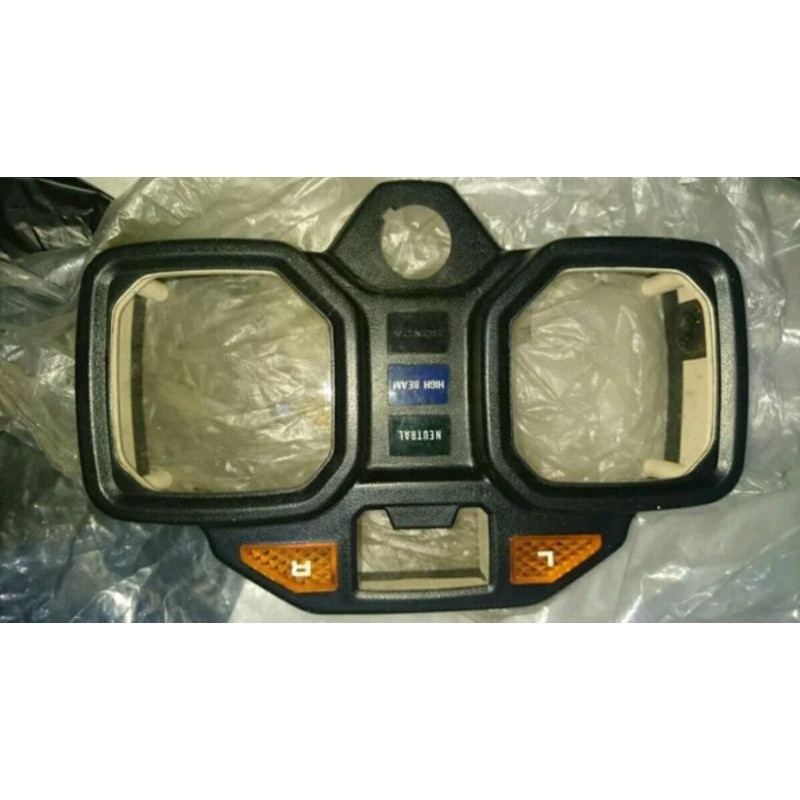 mika speedometer Honda gl100 original nos