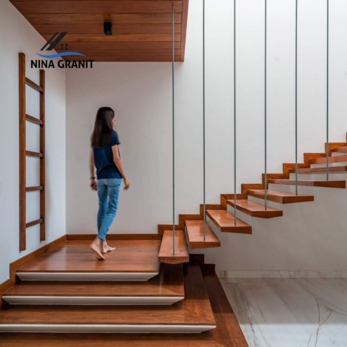 Granit Tangga Motif Kayu 30X100 List Plint/Step Nosing Tangga