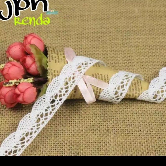 

Renda rajut 2cm isi per roll 15 yard