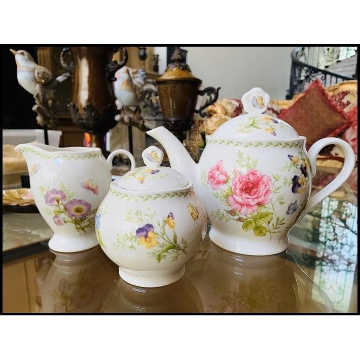 

Tea / Sugar / Creamer / Pot Madonna Esly / Saint James / 5 Pcs