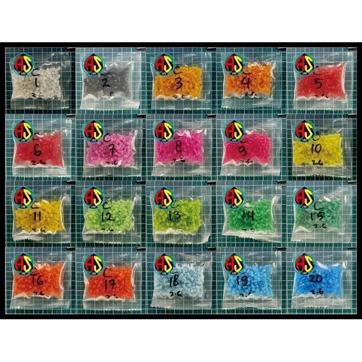 

TERMURAH 1300PCS ARTKAL REFILL NO.C1-20 HAMA PERLER FUSE MIDI BEAD 2.6MM 13GR
