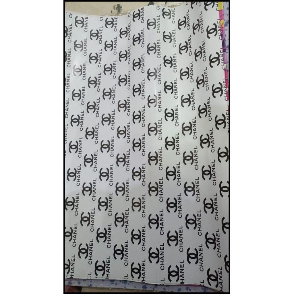 

TERBARU KERTAS KADO MOTIF KARAKTER RANDOM / PACKAGING KERTAS KADO !!!