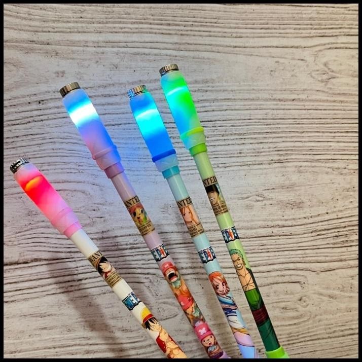 

TERMURAH PULPEN PUTAR LED ONE PIECE UNIK ADA LAMPU NYA TINTA HITAM TERMURAH !!!!