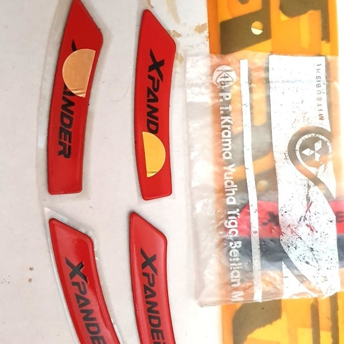 Emblem Velg Xpander Limited Edition Original