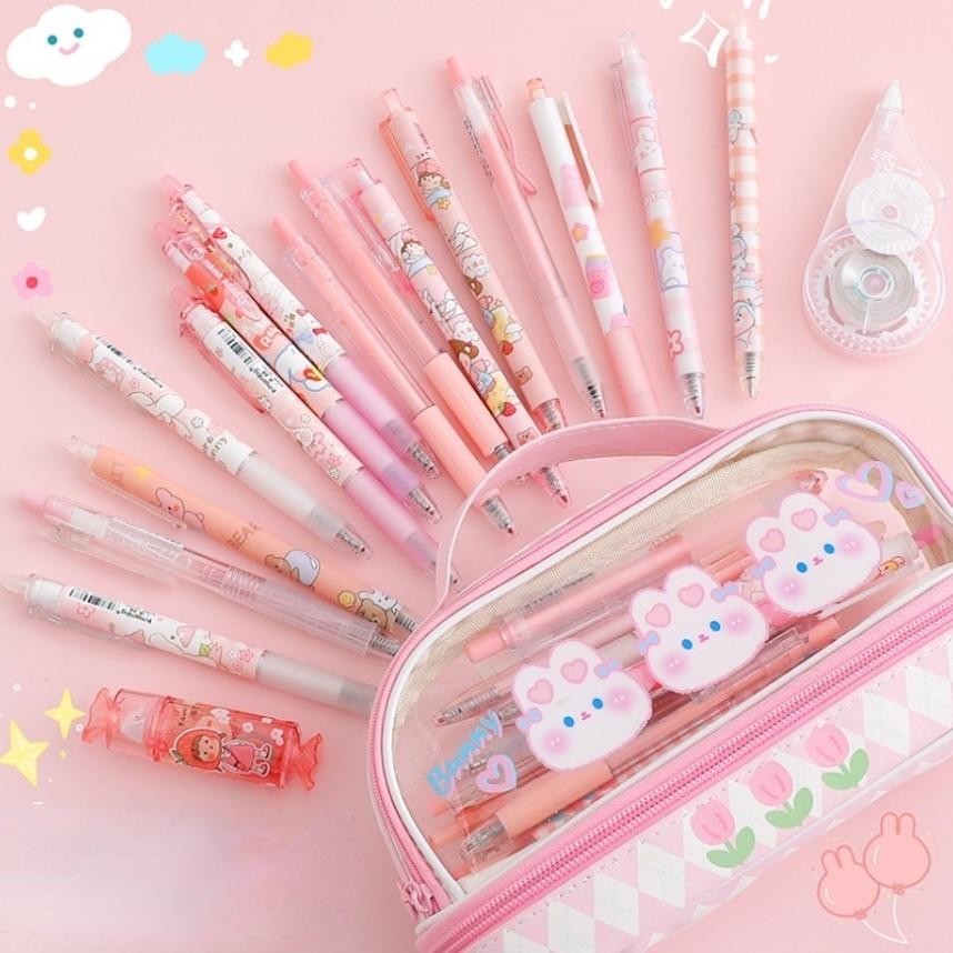 

ZAI-2530 Stiker 3D gratisCOD Tempat Pensil Kapasitas Besar Bahan PVC Untuk SekolahDapat menampung 70 pulpen Terlaris