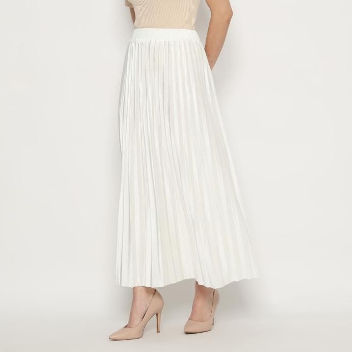 duapola Rok Panjang Plisket Velvet Bludru 68188 - Putih