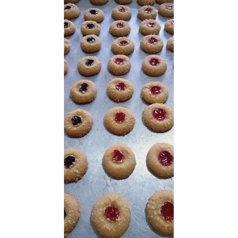 

Kue Kering Thumbprint Coklat/Blueberry/Strawberry