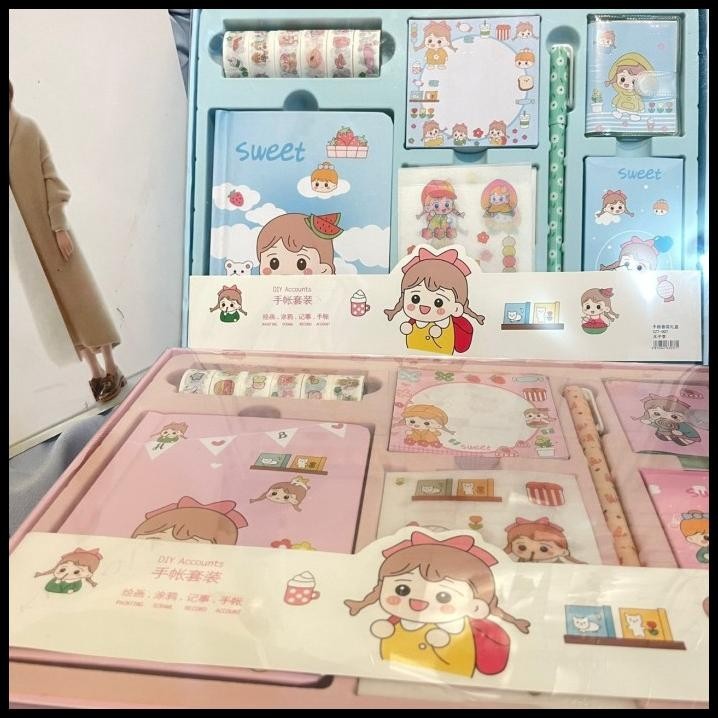 

HOT DEAL PAKET JURNAL 7 IN 1 LITLE SWEET GIRL READY 2 WARNA FREE BOX SUPER CUTE