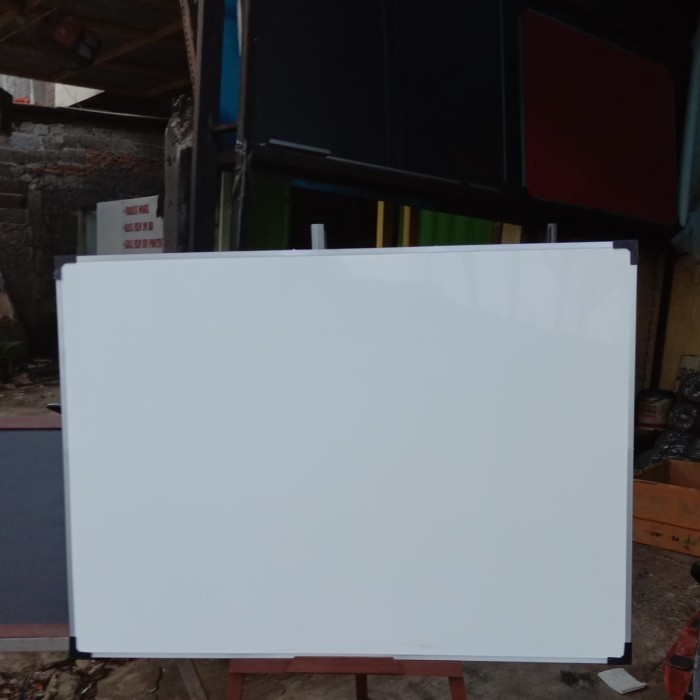

Whiteboard Gantung 80 X 120 Nonmagnet